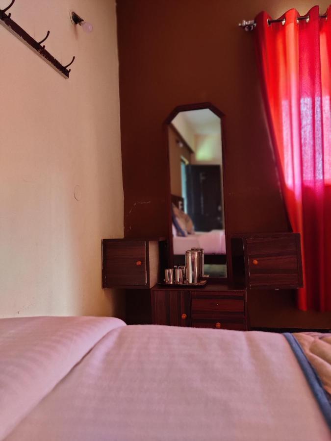 Hotel Caveri Comfort Inn Мадикери Экстерьер фото