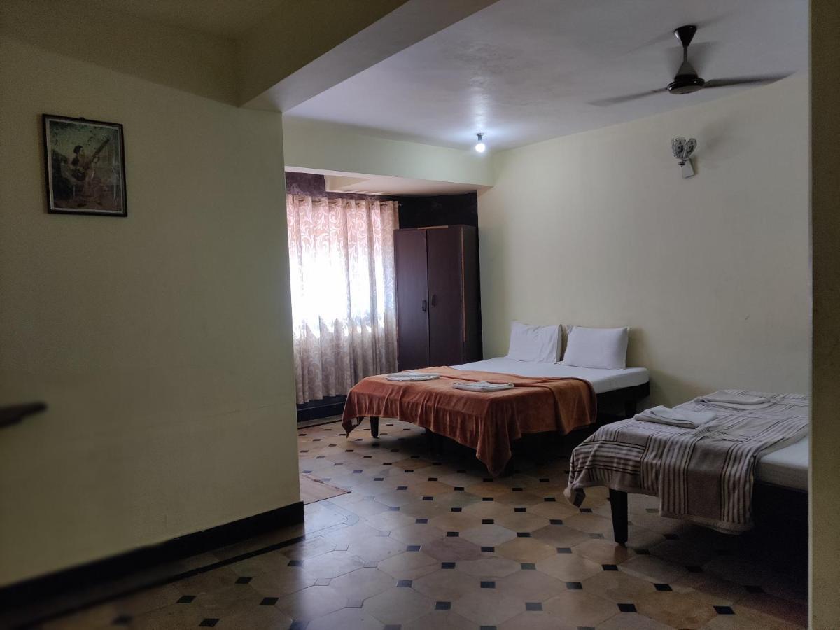 Hotel Caveri Comfort Inn Мадикери Экстерьер фото