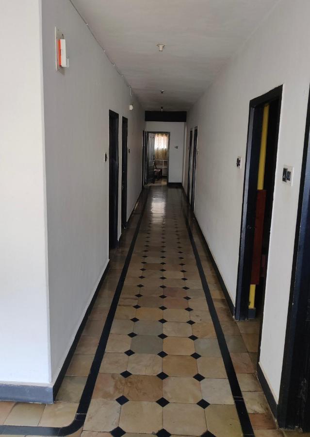 Hotel Caveri Comfort Inn Мадикери Экстерьер фото