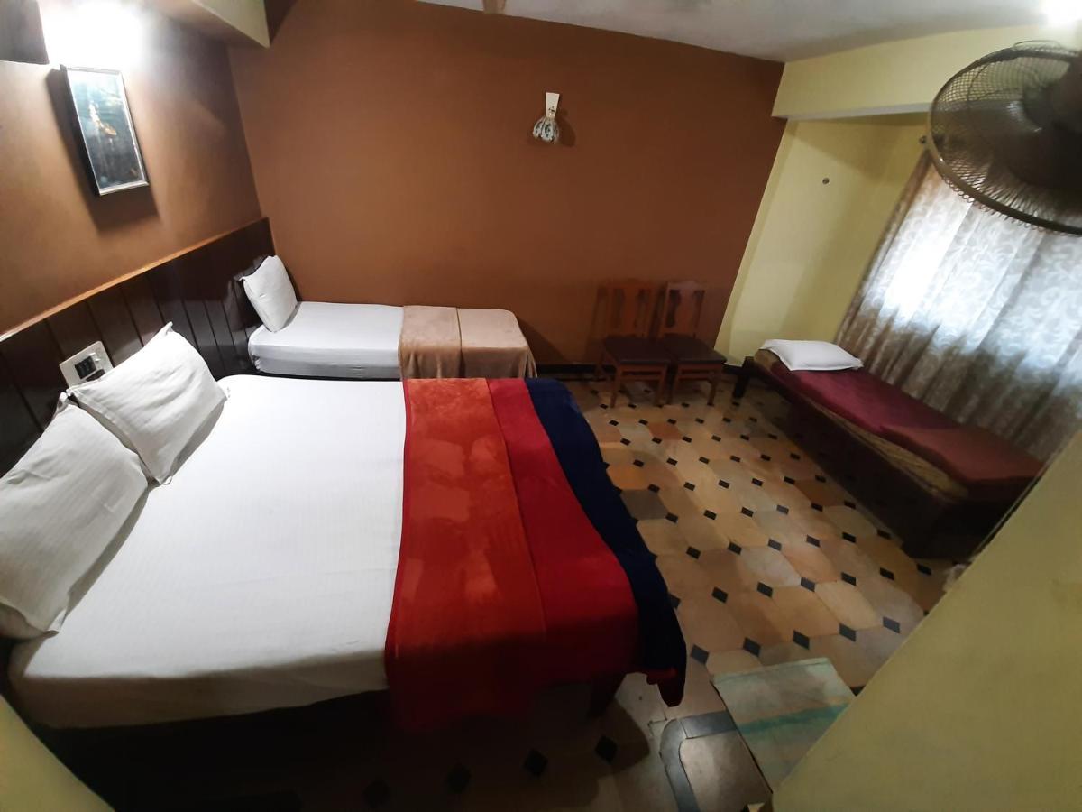 Hotel Caveri Comfort Inn Мадикери Экстерьер фото