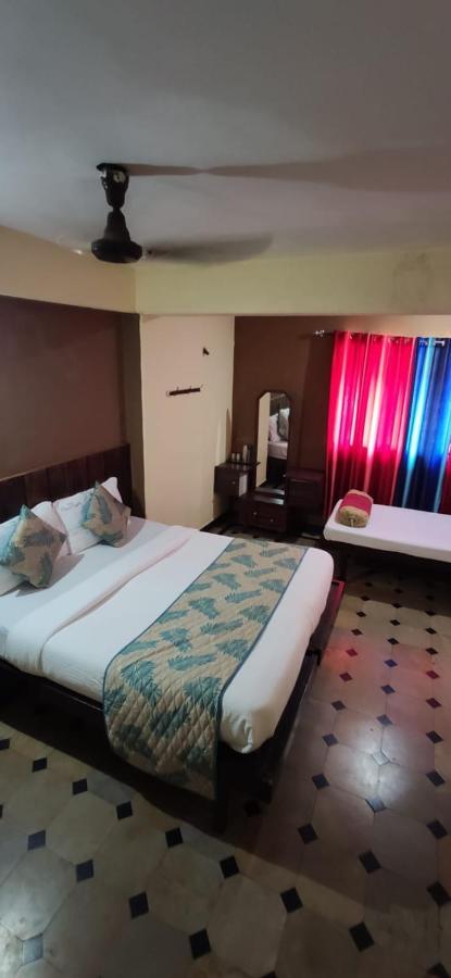 Hotel Caveri Comfort Inn Мадикери Экстерьер фото