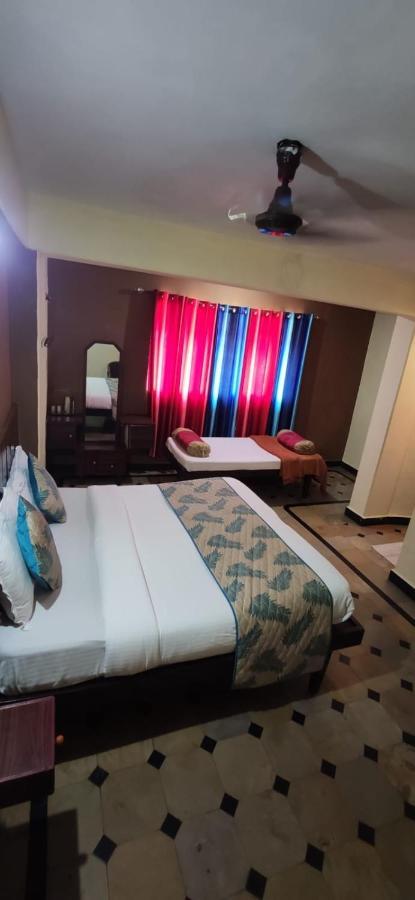 Hotel Caveri Comfort Inn Мадикери Экстерьер фото